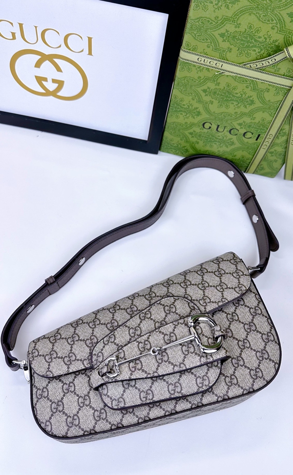 激安グッチバッグコピー角部分ディテール